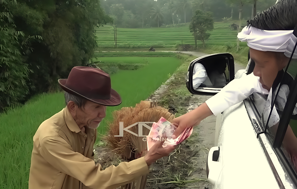 Gubernur Jawa Barat, Dedi Mulyadi memberikan uang Rp1 juta kepada penjual sapu di jalan.