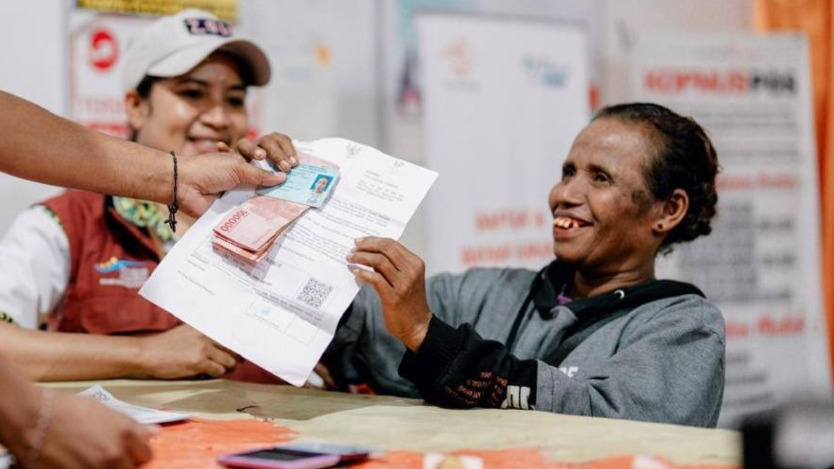 Kementerian Sosial (Kemensos) menyalurkan bantuan sosial (bansos) kepada penerima manfaat pada Ramdhan 1447 Hijriah.