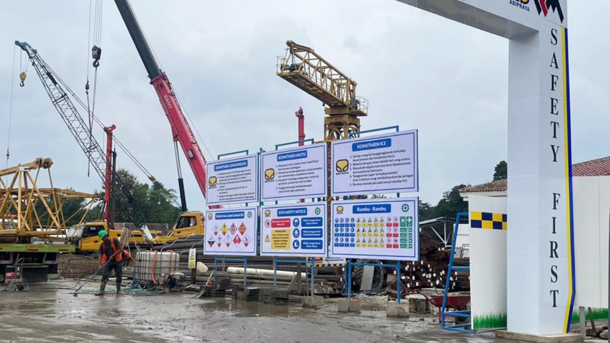 Proyek nasional pembanguna gedung di Jalan Semeru, Kota Bogor.