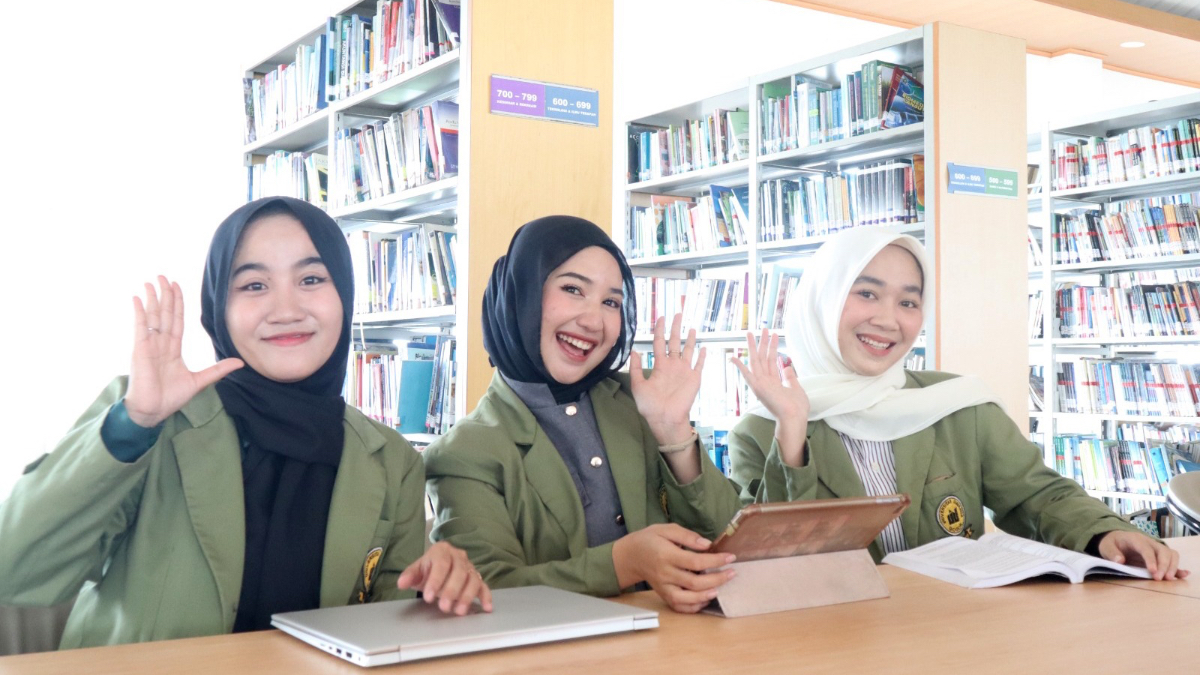 Mahasiswa Universitas Djuanda Bogor.