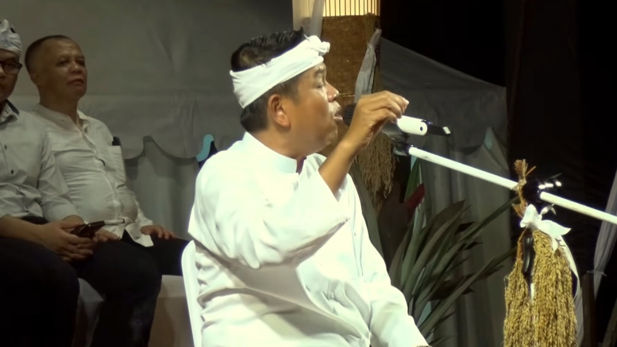 Gubernur Jawa Barat, Dedi Mulyadi membahas pembangunan hotel dan perumahan di Bogor.