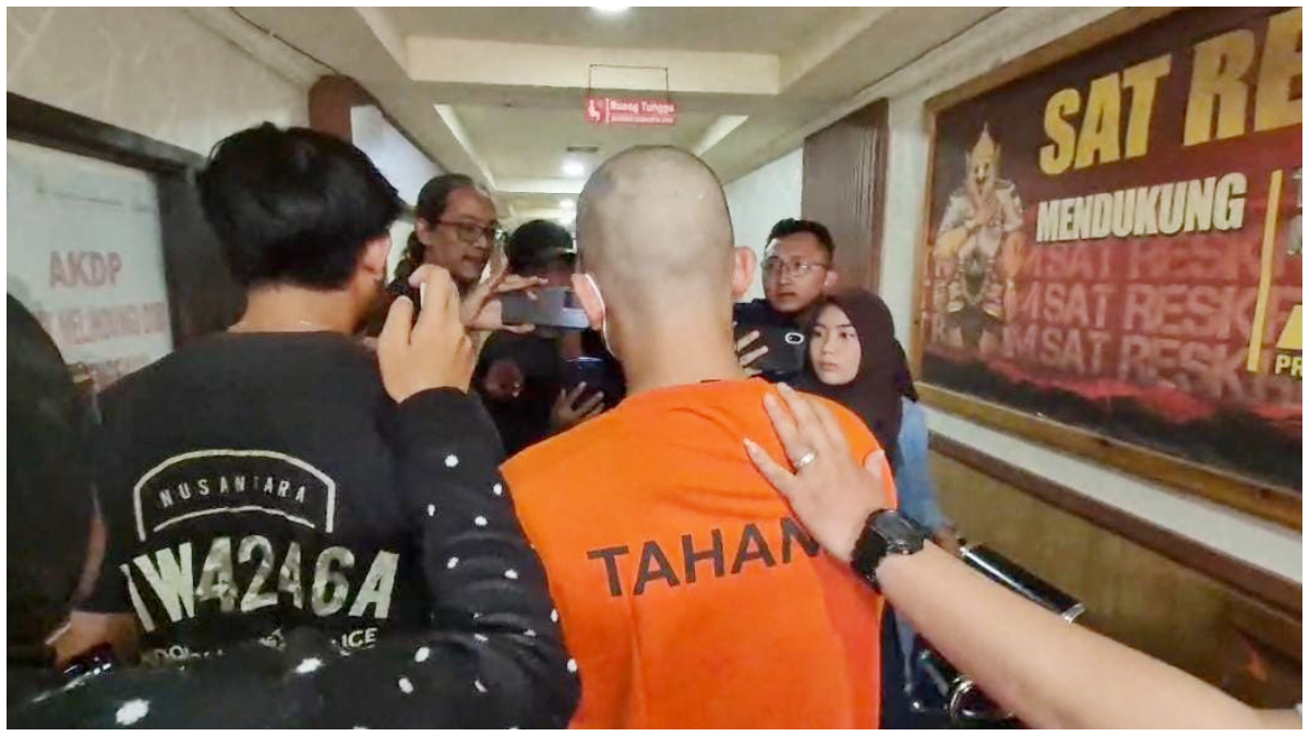 Gamers terduga pelaku KDRT di Kota Depok saat ditangkap akhir tahun lalu, 