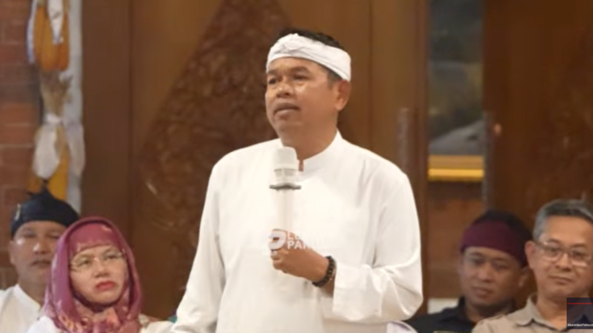 Gubernur Jawa Barat Dedi Mulyadi saat memberi arahan kepada jajaran pejabat di lingkungan Pemprov Jabar.