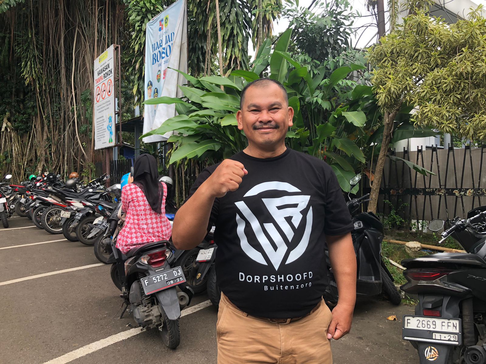 Dedy Rusmana, Lurah Cilendek Timur, Kecamatan Bogor Barat, Kota Bogor.
