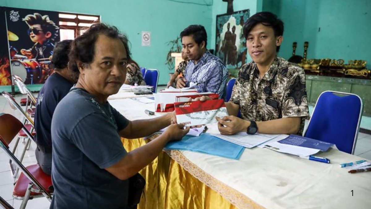 Serah Terima Bantuan KKS untuk Penerima Baru
