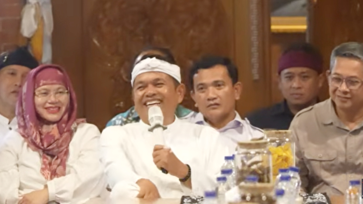 Gubernur Jawa Barat Dedi Mulyadi saat memberi arahan kepada jajaran pejabat di lingkungan Pemprov Jabar.
