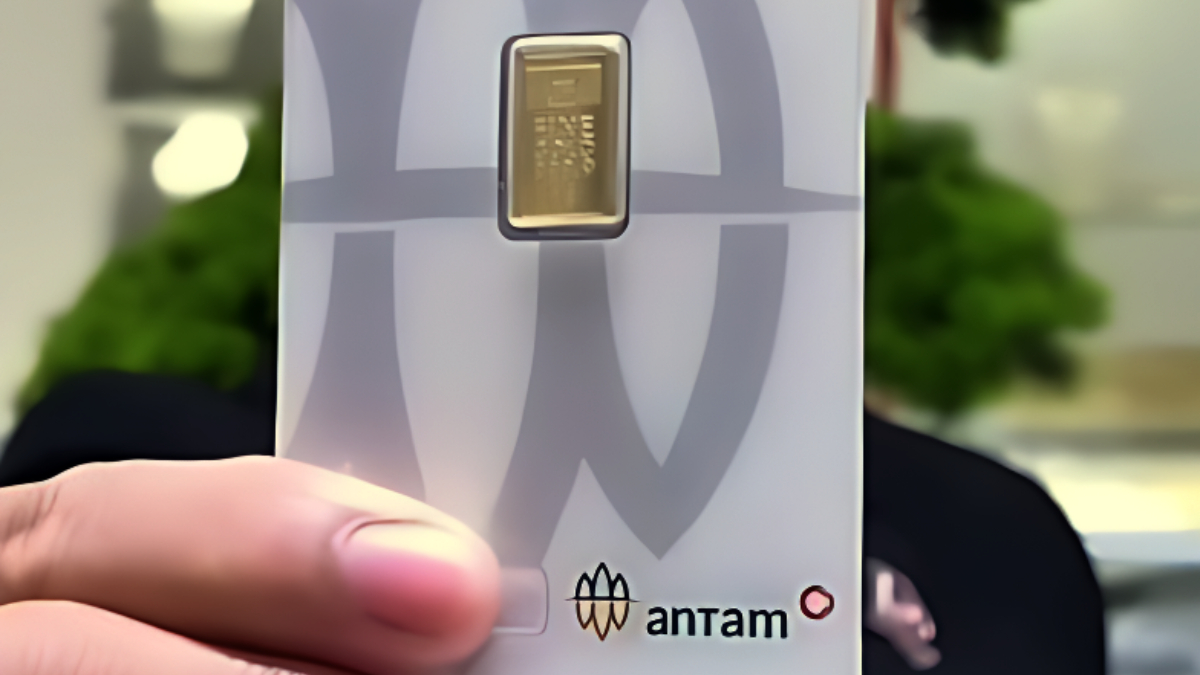 Emas batangan Antam hari ini harganya naik.