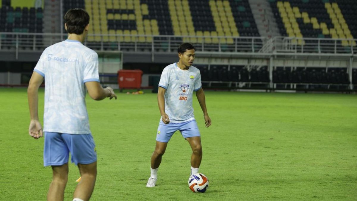 Adam Alis, pemain andalan Persib Bandung