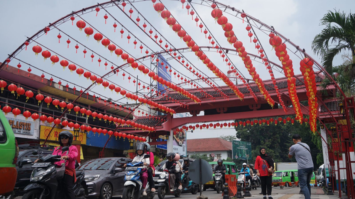 Suasana Jalan Suryakencana Kota Bogor yang akan digunakan sebagai lokasi parade budaya Cap Go Meh Selasa, 3 Maret 2026.