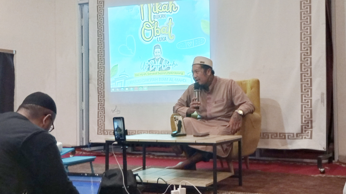 Kajian Pra Nikah Series bertajuk Nikah Bukan Obat Luka di Masjid Dakwah Imam Al Mahdi, Bubulak, Kota Bogor.