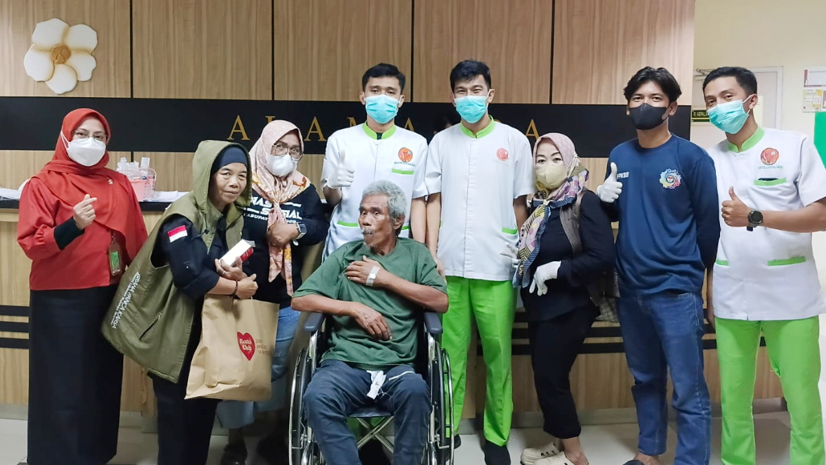 RSUD R Moh Noh Nur mengangani pasien terlantar bersama IPSM Leuwiliang dan Dinas Sosial Kabupaten Bogor.