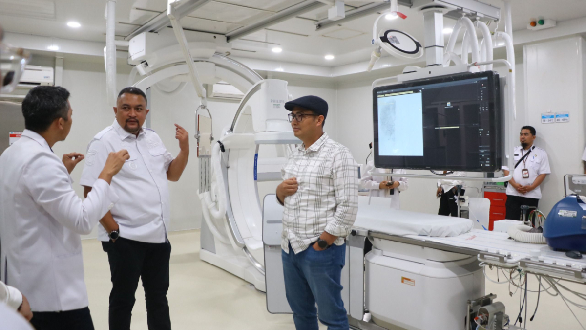 Bupati Bogor Rudy Susmanto meresmikan fasilitas baru di RSUD Bakti Pajajaran, Cibinong, Kabupaten Bogor.