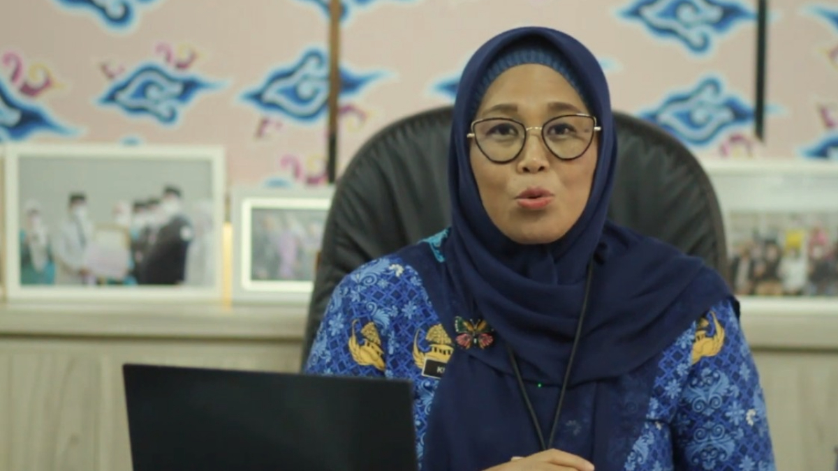 Kepala Dinas Tenaga Kerja dan Transmigrasi Jawa Barat, I Gusti Agung Kim Fajar Wiyati Oka