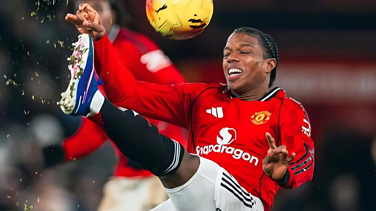 Tyrell Malacia dituding penyebab Manchester United kalah.