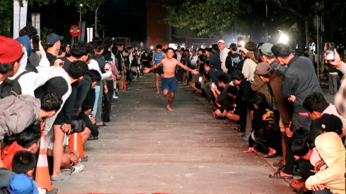 Kegiatan balap lari di area Pakansari, Cibinong, Kabupaten Bogor.