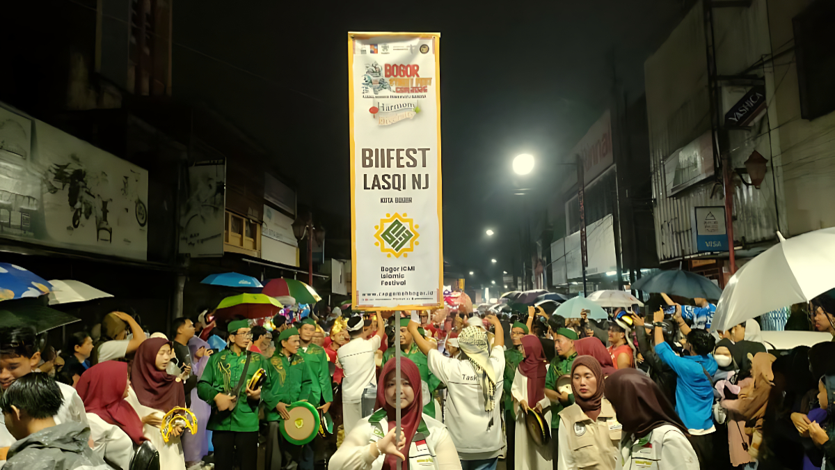 BIIFEST ikut memeriahkan CGM Bogor Street Festival 2026 di Jalan Suryakencana, Kota Bogor.