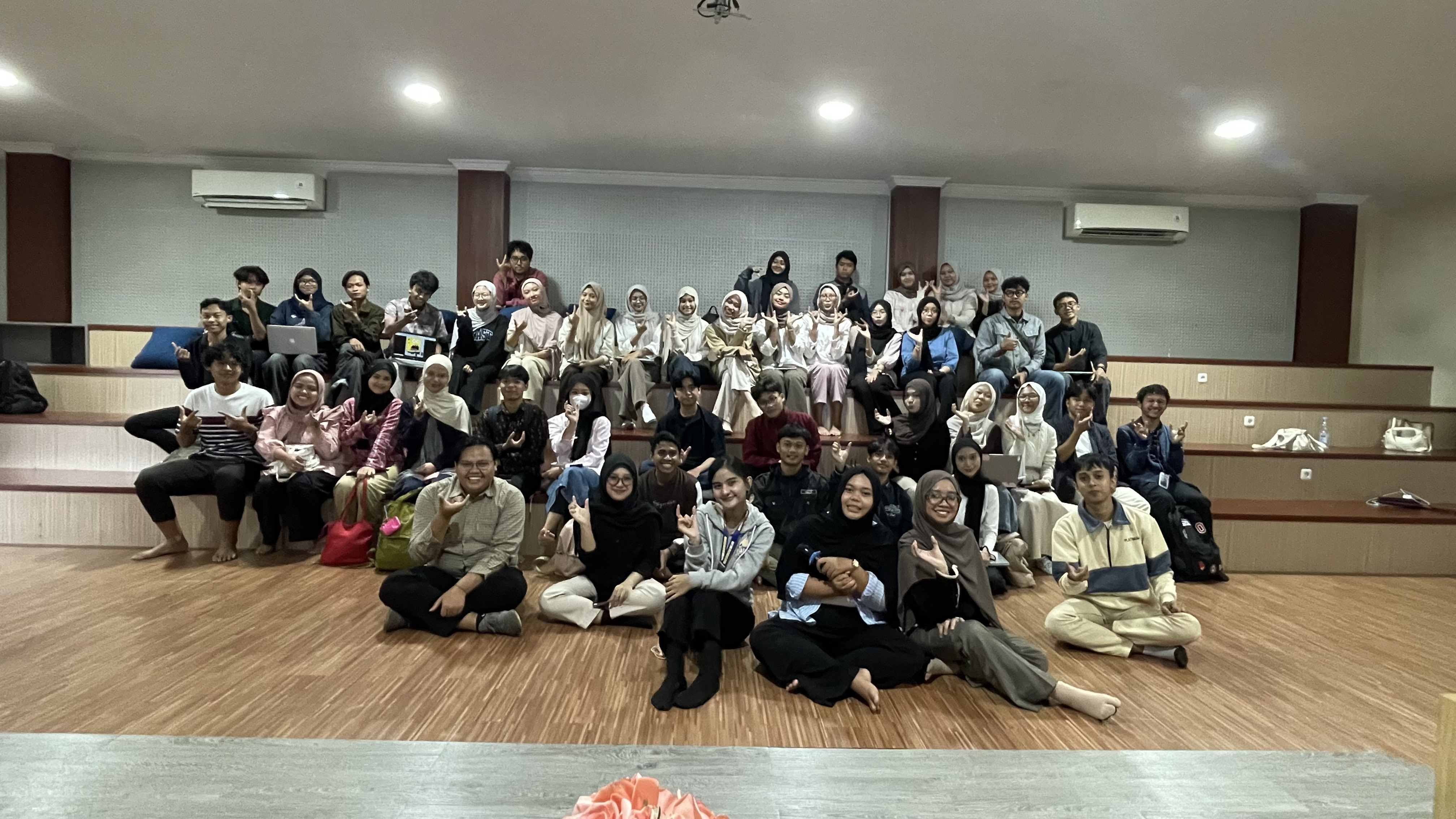 Kegiatan Bootcamp Pemantapan Ide Bisnis Program Pembinaan Mahasiswa Wirausaha (P2MW) 2026 Universitas Pakuan