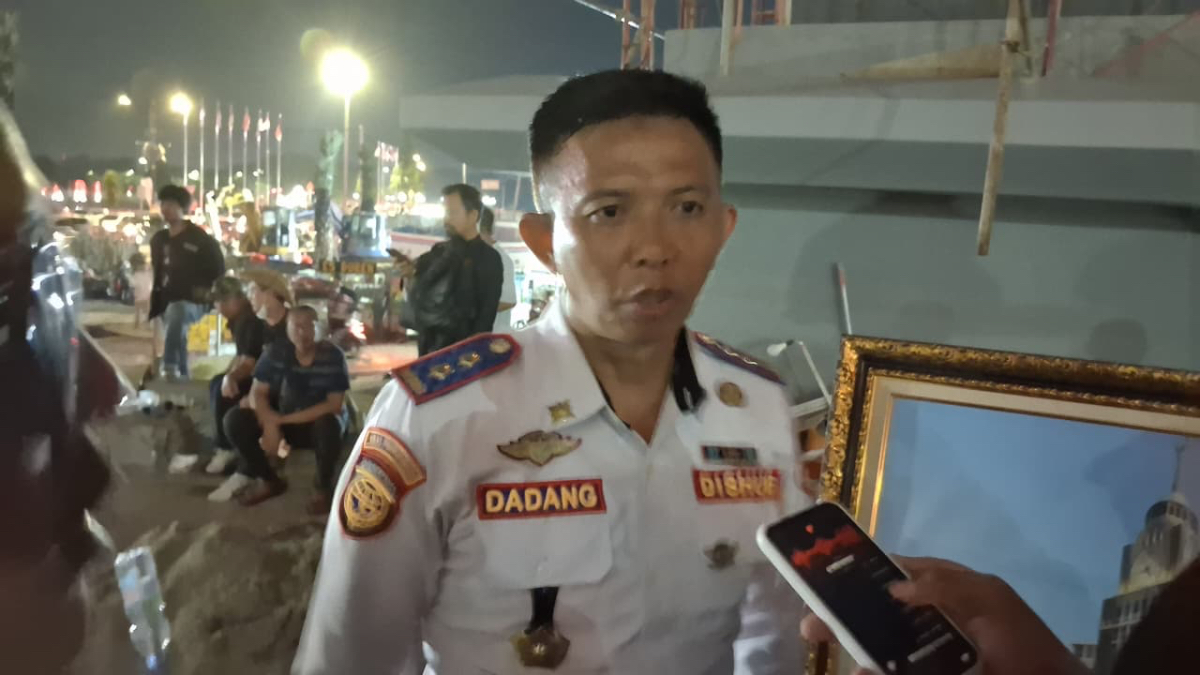 Kepala Bidang Lalu Lintas Dishub Kabupaten Bogor Dadang Kosasih saat dimintai keterangan soal aturan di jalur Puncak oleh Radar Bogor di Masjid Nurul Wathon, Kecamatan Cibinong.
