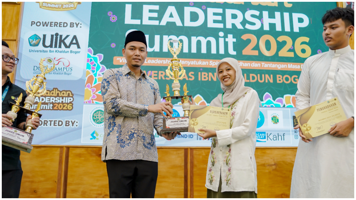 Beasiswa dari UIKA Bogor kepada peserta terbaik dalam kegiatan Ramadhan Leadership Summit (RLS) 2026.