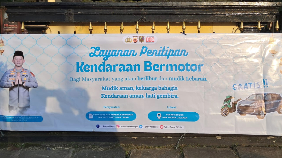Polsek Citeureup membuka layanan penitipan kendaraan untuk pemudik.