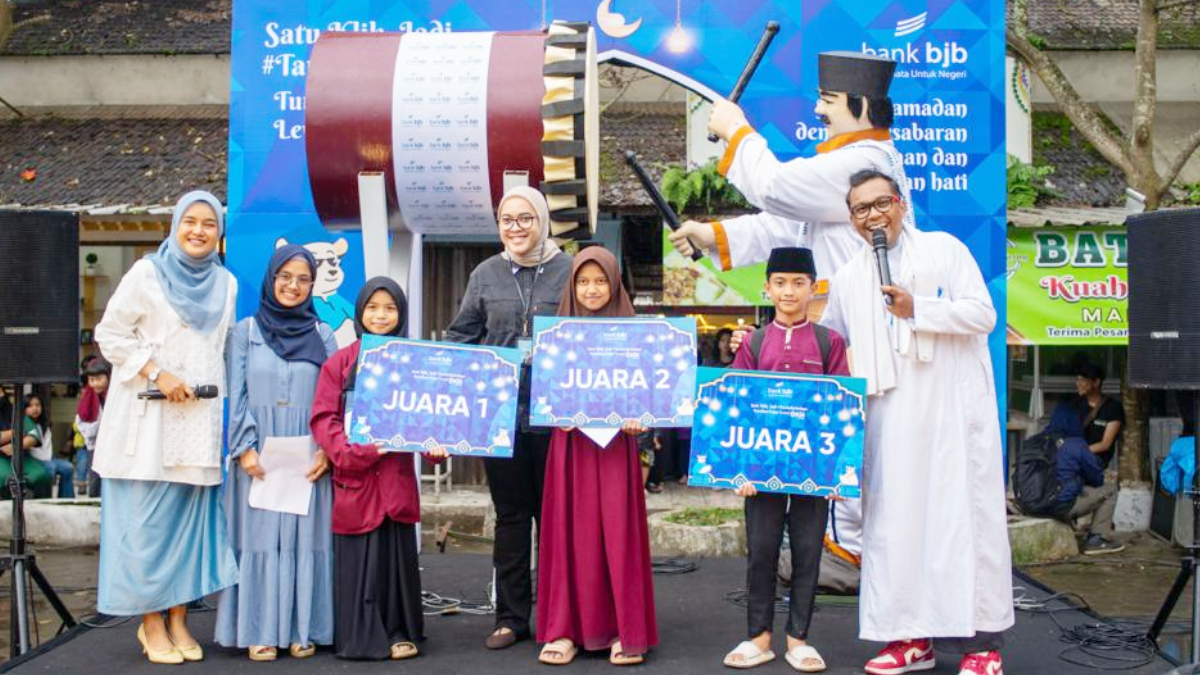 Bank bjb menggelar kegiatan bertajuk Berbagi Berkah Ramadan: Ngabuburit Bersama Haji Geyot.