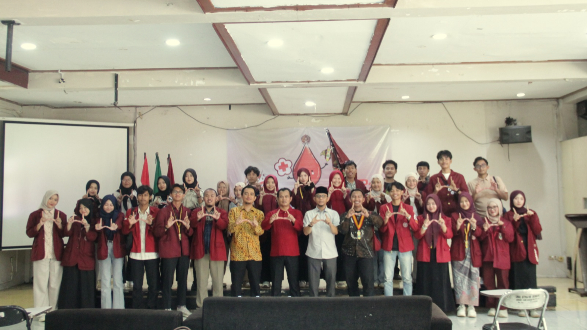 Foto bersama usai aksi donor di Umbara.