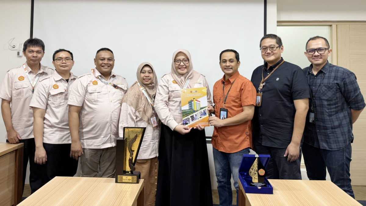 Sekolah Vokasi Universitas Pakuan (Unpak) melakukan pertemuan dengan Bank BJB Cabang Bogor.