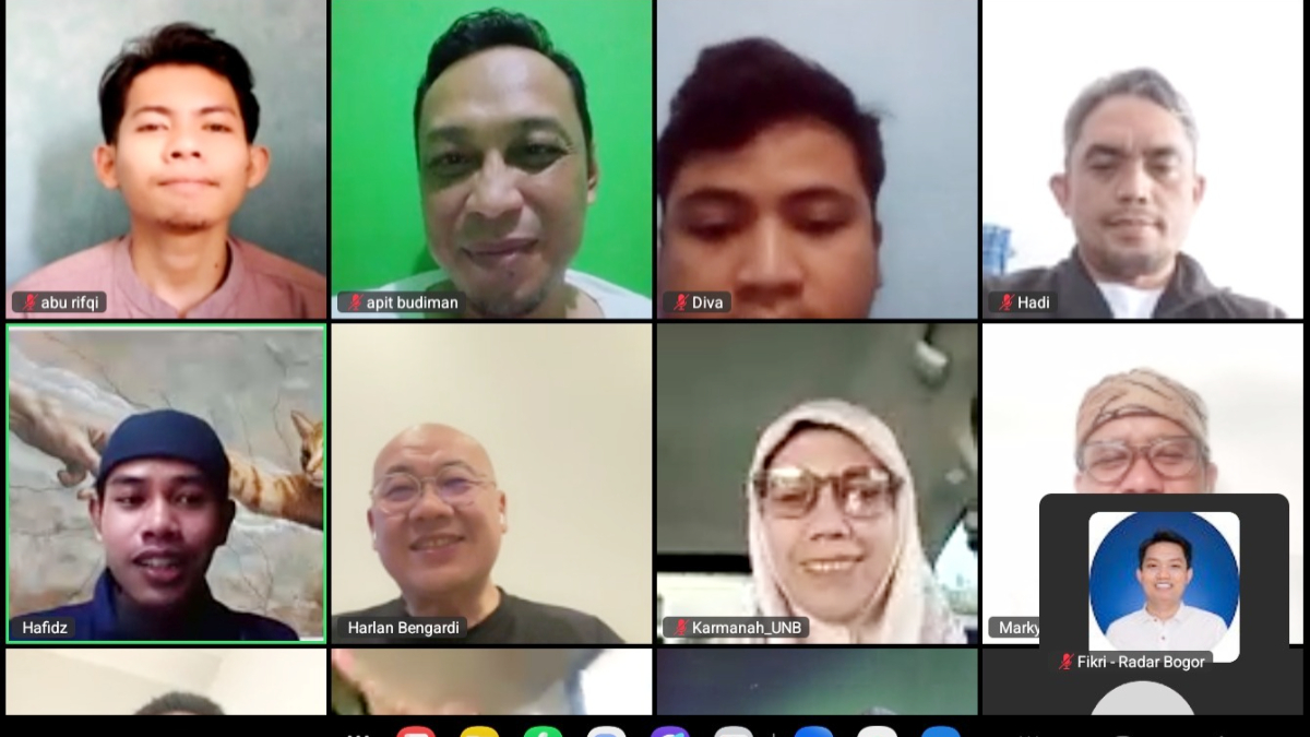 Webinar Industri Media Berbasis Nilai: Menuju Dunia Bahagia, Akhirat Surga digelar Universitas Tazkia.