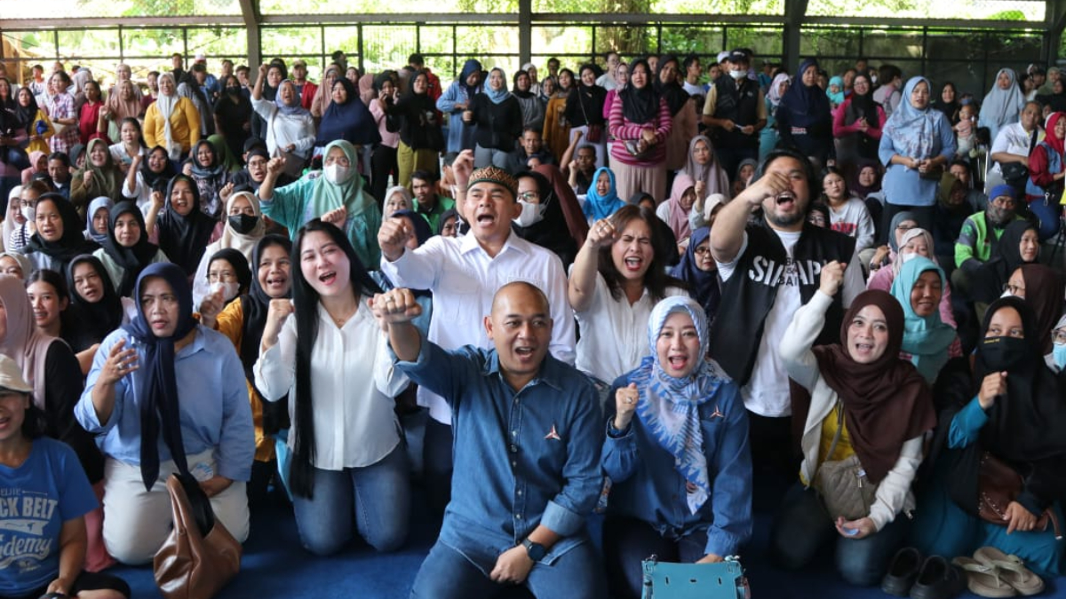 Partai Demokrat menggelar pasar murah di GOR Remaja Indoor B, Tanah Sareal, Kota Bogor, Sabtu 14 Maret 2026.