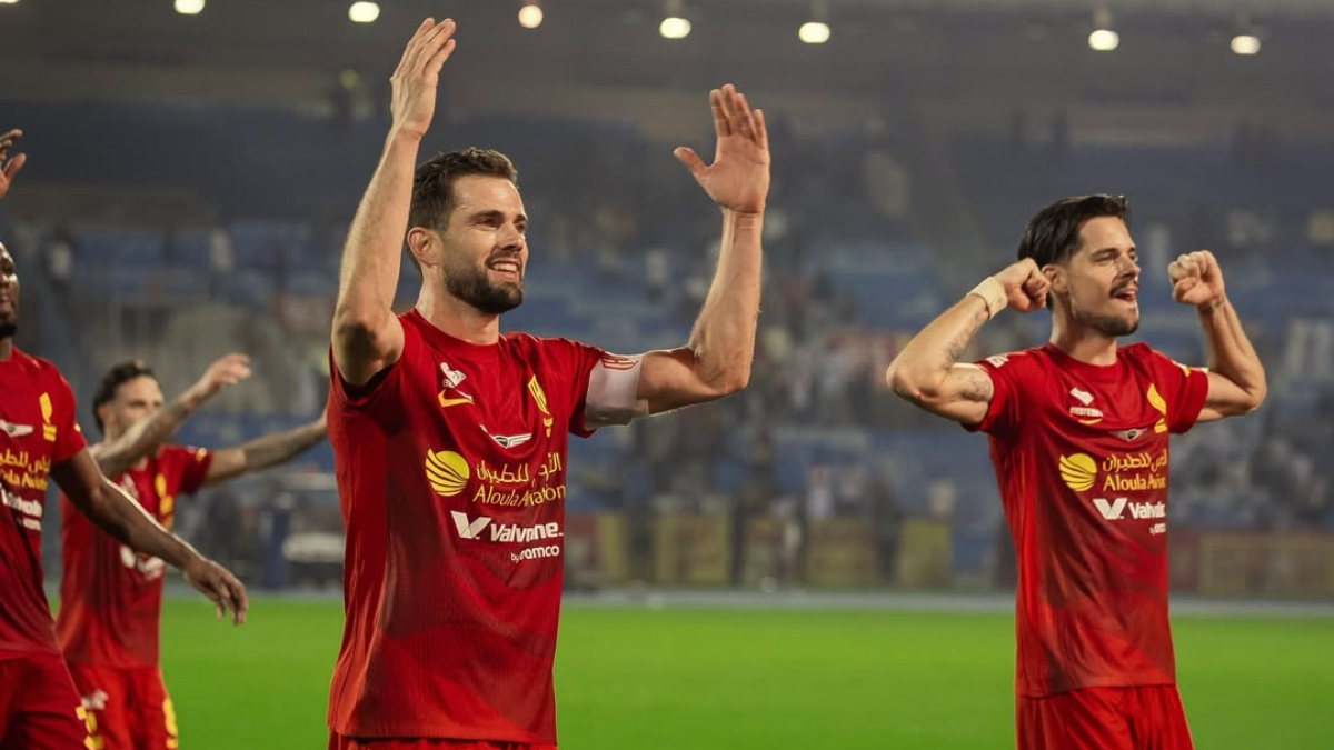 Skuad Al Qadisiyah&nbsp;kalahkan Al Ahli Saudi dengan skor dramatis 3-2, Sabtu 14 Maret 2026.