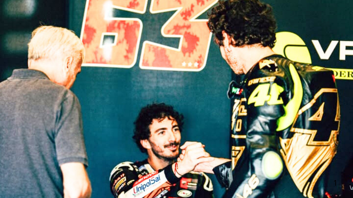 Valentino Rossi dan Fransesco Bagnaia.