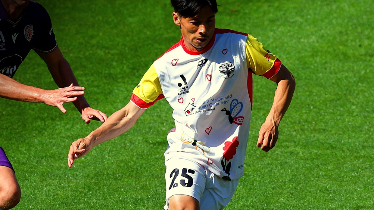 Wellington Phoenix&nbsp;vs Perth Glory dalam laga&nbsp;A League.