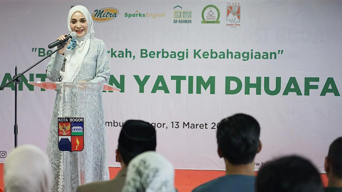 Ketua TP PKK Kota Bogor Yantie Rachim dalam acara&nbsp;Berbagi Berkah, Berbagi Kebahagiaan Santunan Yatim di Plaza Jambu Dua, Kota Bogor, Jumat, 13 Maret 2026.