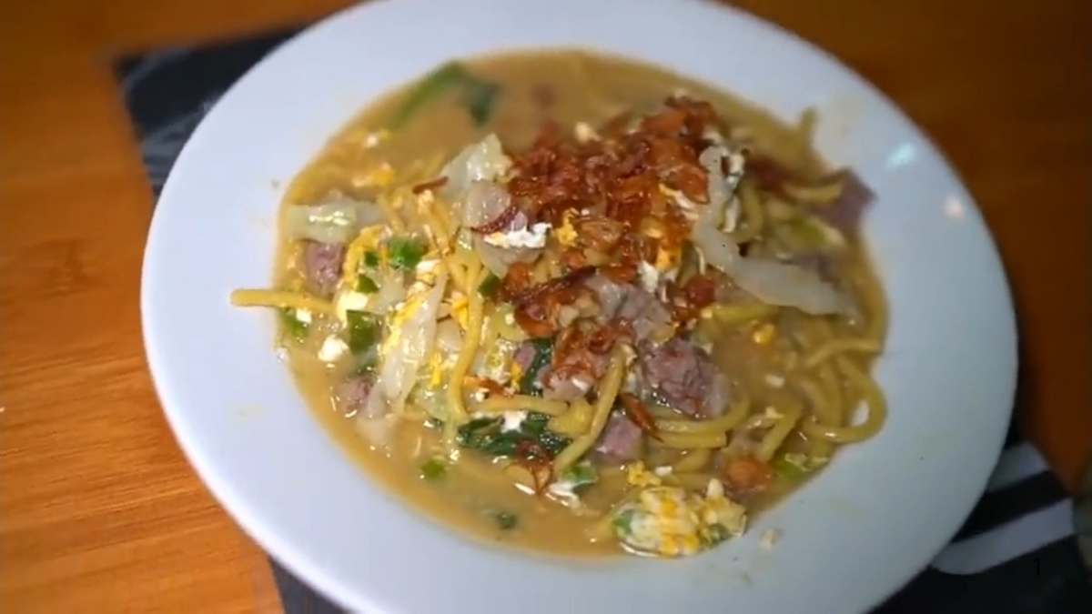 Bakmi Jawa Rebus dengan kuah kaldu nya yang kental di kawasan Jakarta Selatan.
