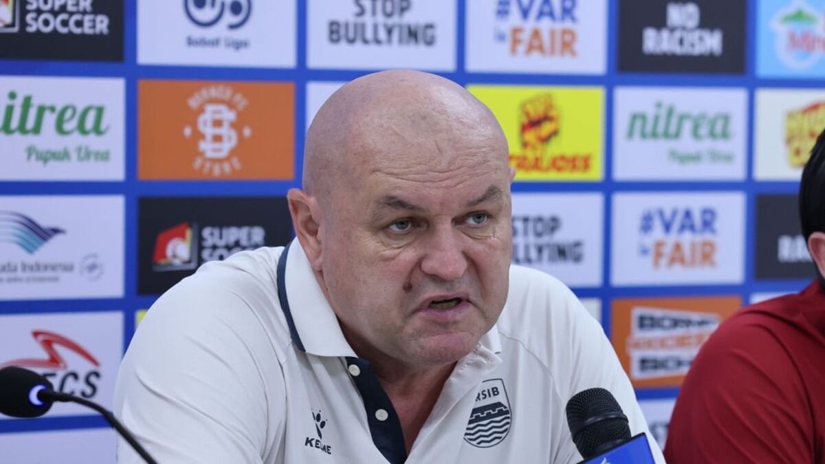 Bojan Hodak, Pelatih Persib Bandung.