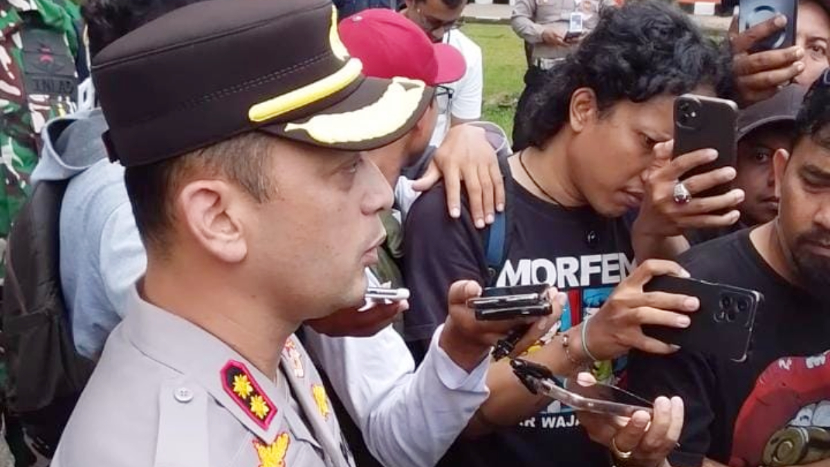 Kapolres Bogor AKBP Wikha Ardilestanto saat menyampaikan keterangan.