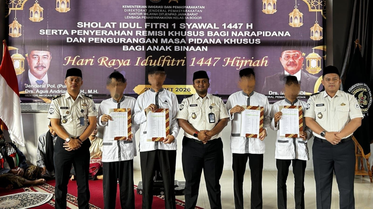 Ratusan warga binaan di Lapas Kelas IIA Bogor, Paledang mendapat remisi Idul Fitri 2026.