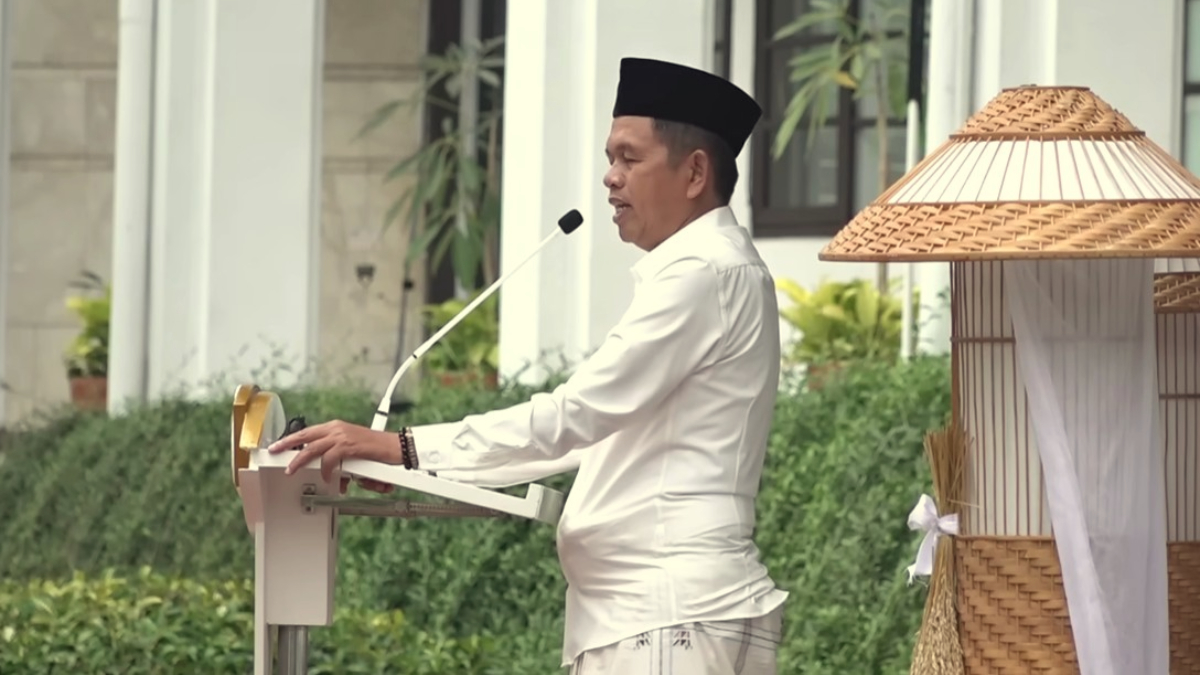 Gubernur Jawa Barat, Dedi Mulyadi memaparkan kenaikan pendapatan pajak selama Ramadhan.