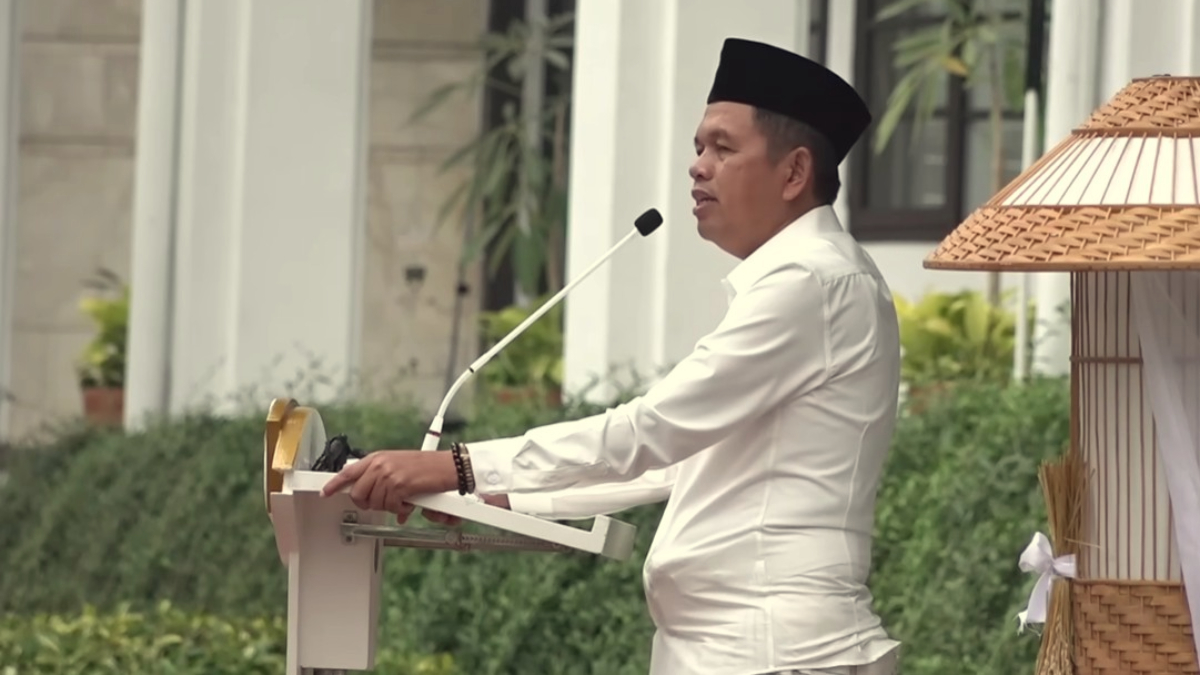 Gubernur Jawa Barat, Dedi Mulyadi saat di Gedung Sate.