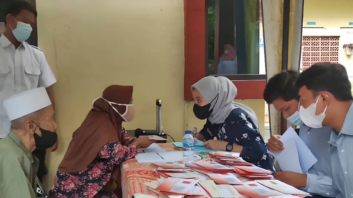 Ilustrasi Penyaluran Bansos PKH dan Sembako