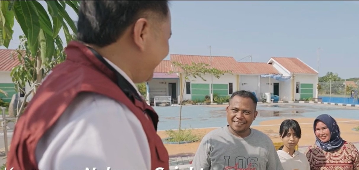 Ilustrasi pendamping sosial mendatangi KPM untuk lakukan ground checking