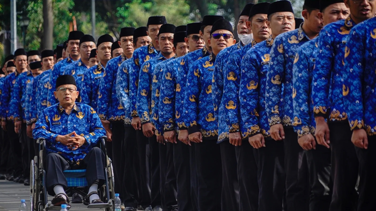 Ilustrasi ASN PPPK dan PNS