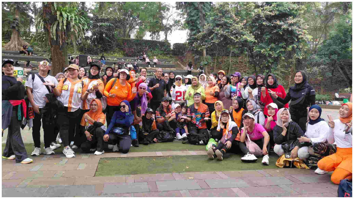 Senam sehat yang diadakan Inorga PORSI Kota Bogor di Taman Ekspresi Sempur, Sabtu 28 Maret 2026. 