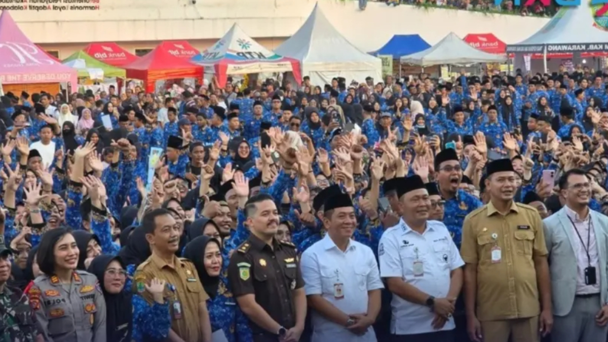 Ilustrasi Penyerahan SK PPPK Paruh Waktu.
