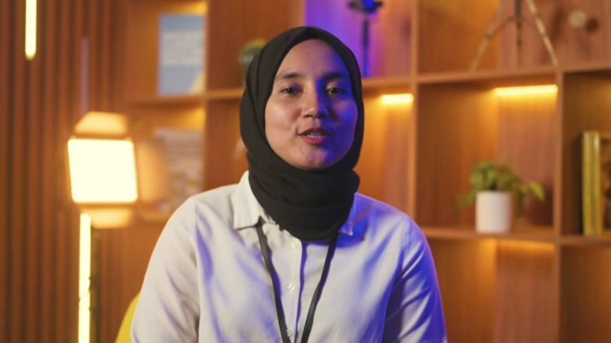 BANSOS : Petugas Kemensos memberikan penjelasan terkait Desil.