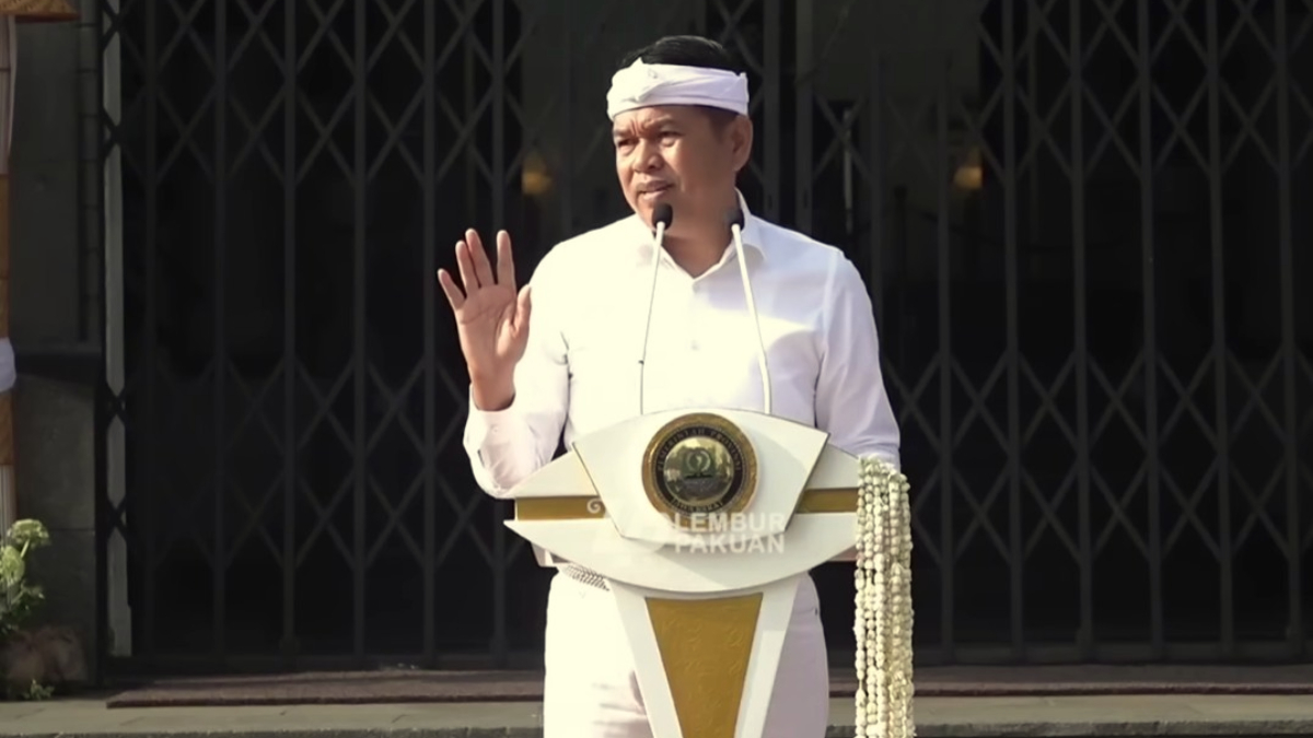 Gubernur Jawa Barat, Dedi Mulyadi membahas potensi pendapatan kabupaten dan kota.