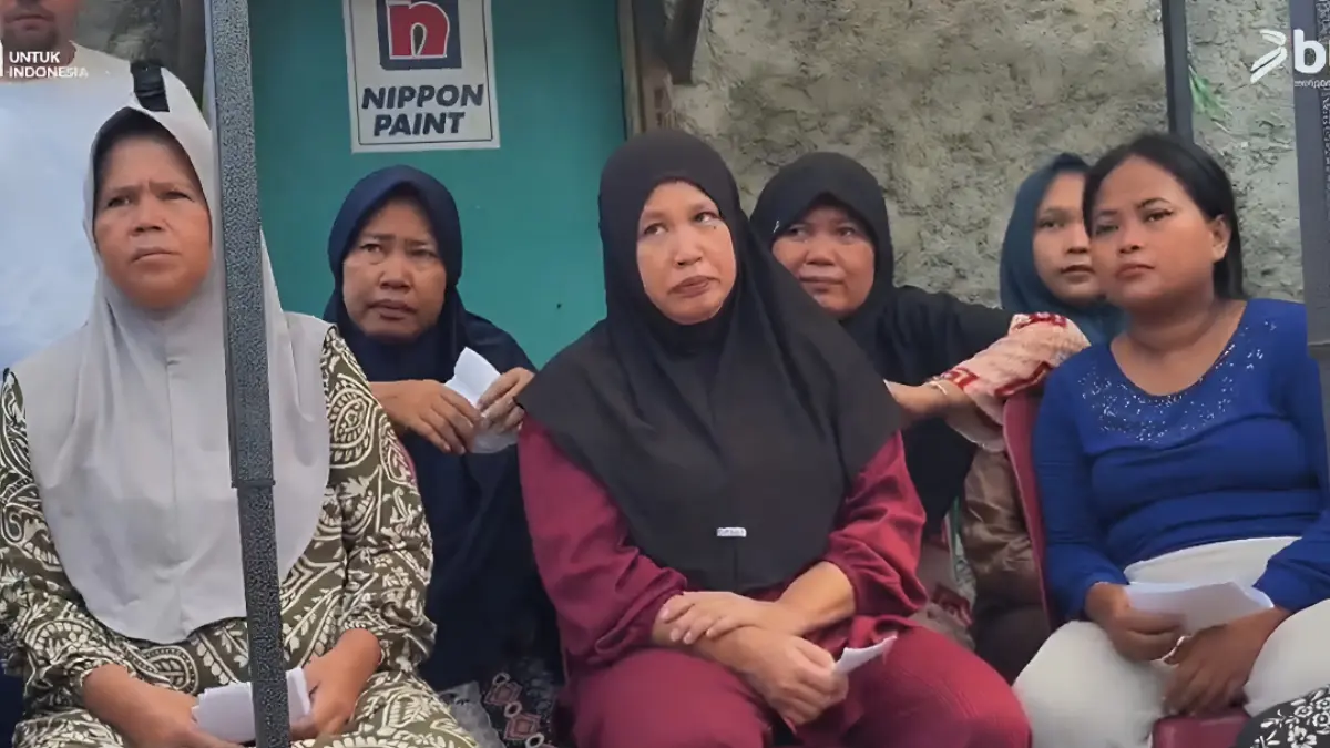Ilustrasi para KPM yang menanti penyaluran PKH dan BPNT tahap 2 (Foto: YouTube TV Bulog)