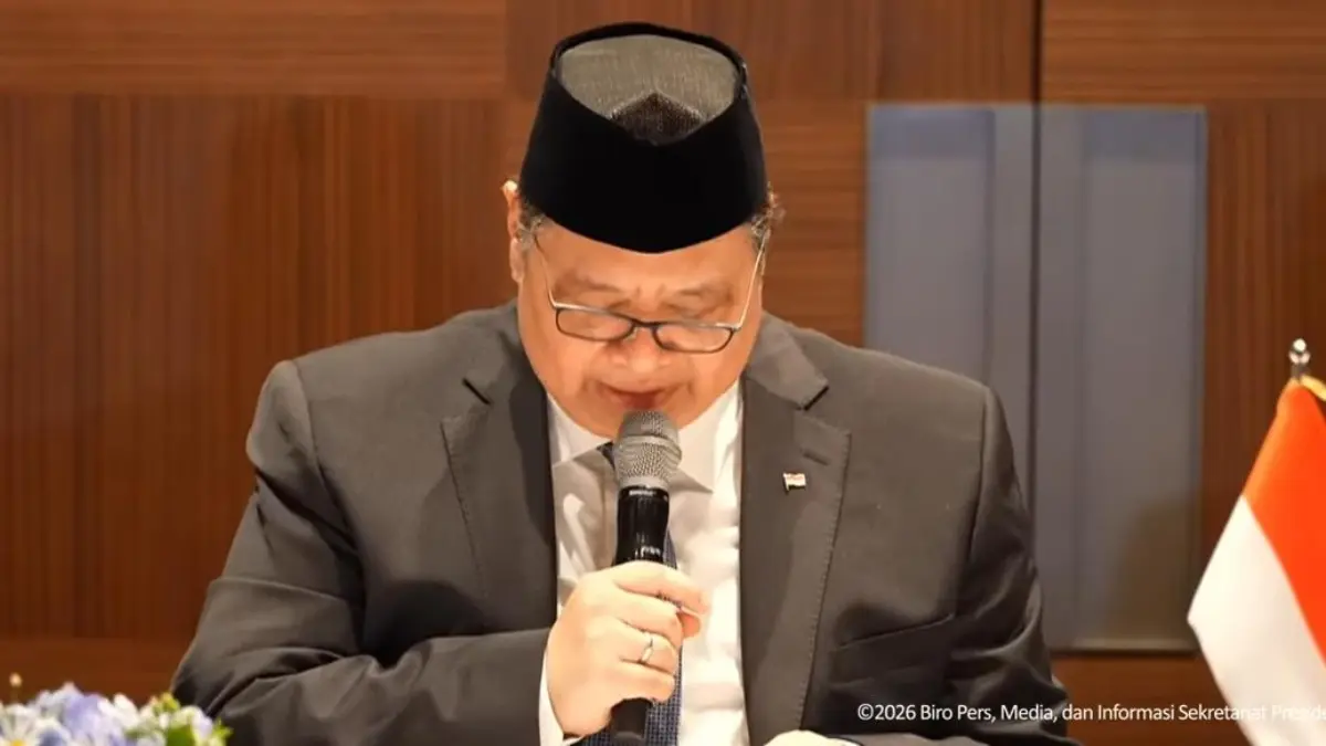 Menteri Koordinator Bidang Perekonomian, Airlangga Hartarto saat konferensi pers terkait kebijakan dalam mitigasi risiko dan antisipasi dinamika global. Tangkapan layar YouTube Sekretariat Presiden