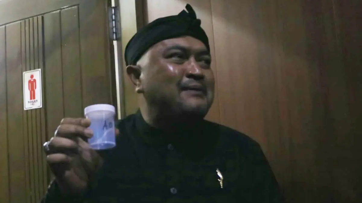 Bupati Bogor Rudy Susmanto menjalani tes urine, Kamis, 2 April 2026. Foto: Hendi Novian/Radar Bogor