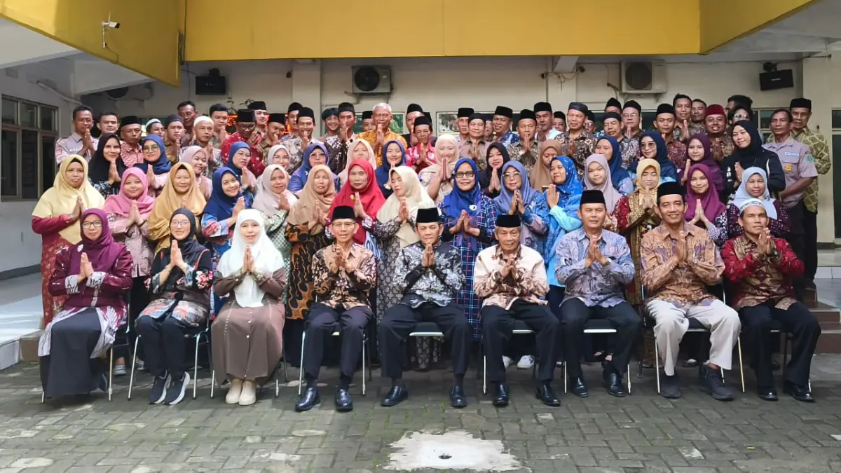 Foto bersama YASPI Ash Shoheh Bogor seusai Halal Bihalal. Foto: Dok YASPI Ash Shoheh